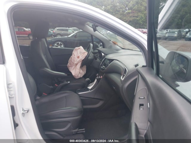 Chevrolet Trax Awd Lt 2022 KL7CJPSM0NB547412 Image 5