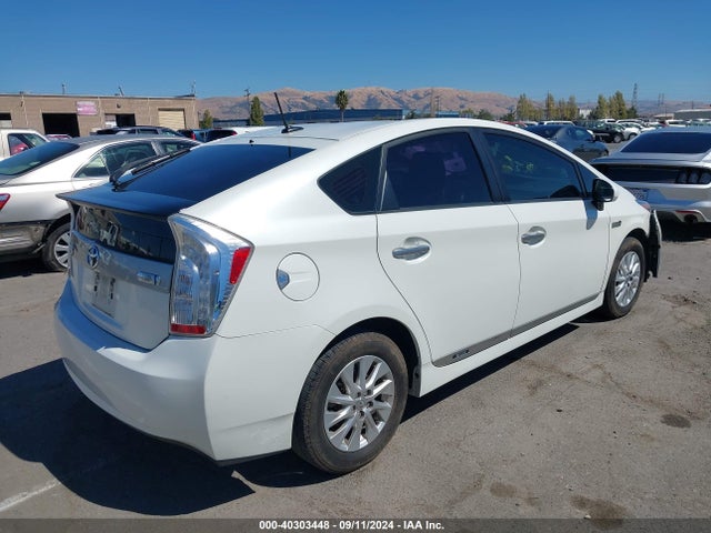 JTDKN3DPXF3070731 Toyota PRIUS PLUG-IN