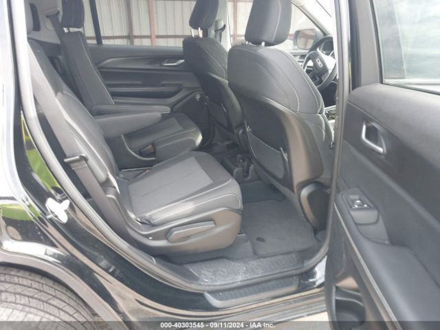 1C4RJJAG0P8835520 Jeep Grand Cherokee L Laredo 4x2
