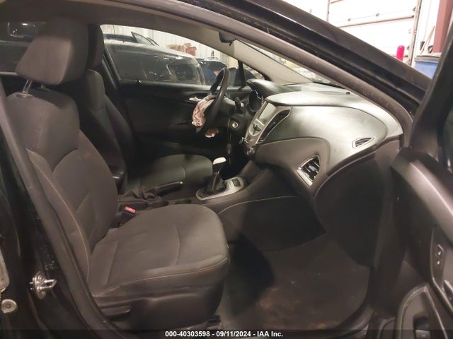 Chevrolet Cruze Ls Manual 2017 1G1BB5SM9H7190733 Image 5