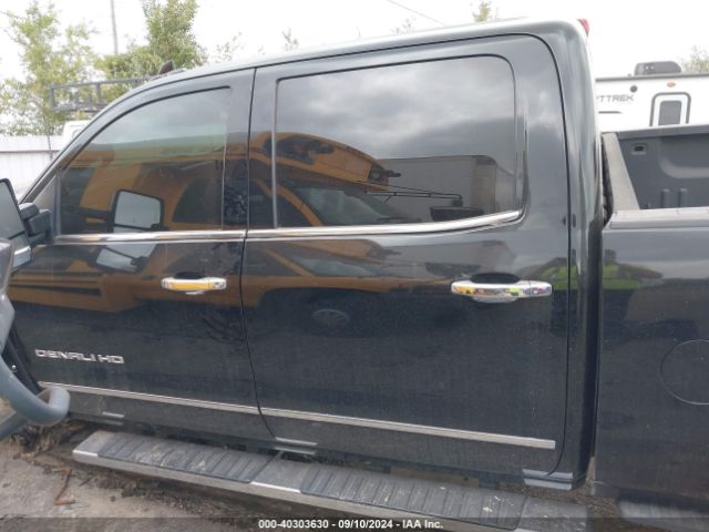 1GT12UEYXJF126661 GMC Sierra 2500hd Denali