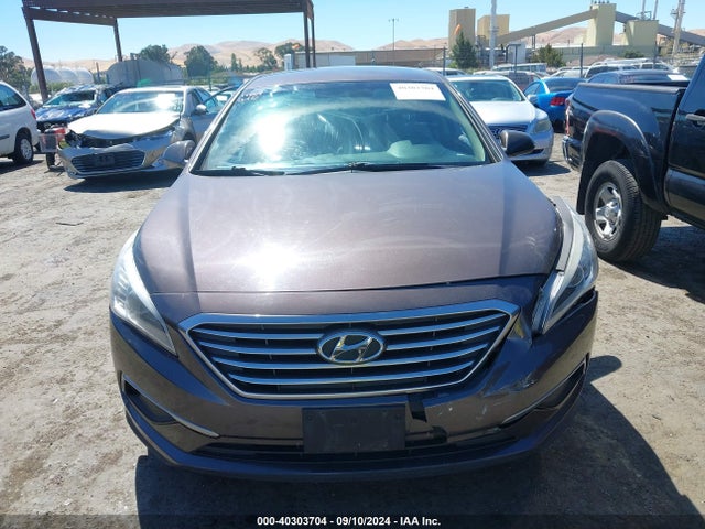 Hyundai Sonata 2017 5NPE24AF8HH584558 Image 12