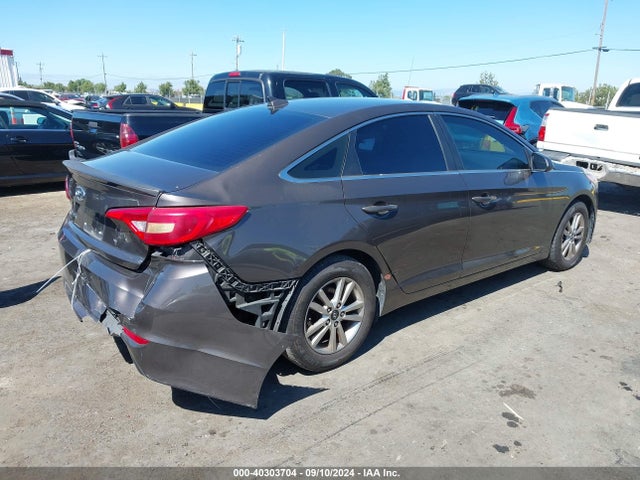Hyundai Sonata 2017 5NPE24AF8HH584558 Image 4