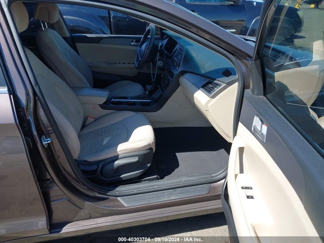 Hyundai Sonata 2017 5NPE24AF8HH584558 Image 5