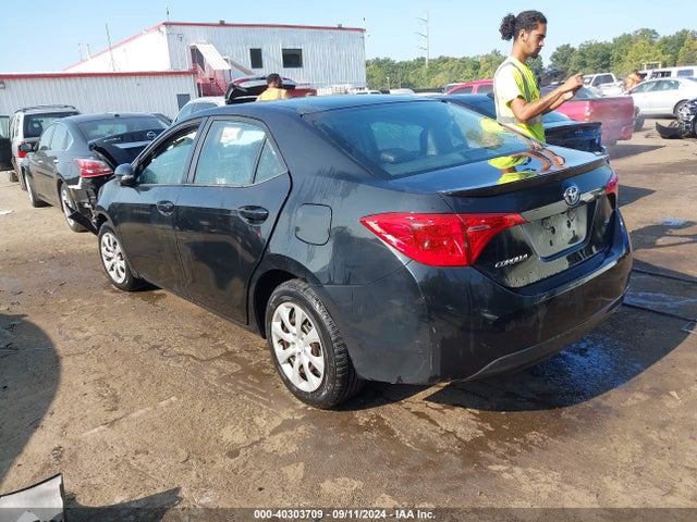 Toyota COROLLA SE 2019 5YFBURHE5KP948422 Image 3