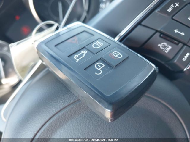 SADFP2FX3K1Z65961 Jaguar E-PACE SE