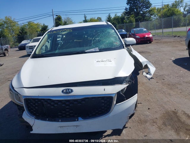 KIA SEDONA LX 2016 KNDMB5C13G6114370 Image 12