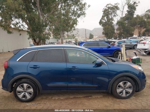 KNDCB3LC1K5252134 KIA NIRO LX