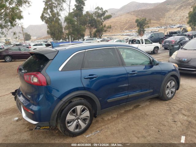 KNDCB3LC1K5252134 KIA NIRO LX