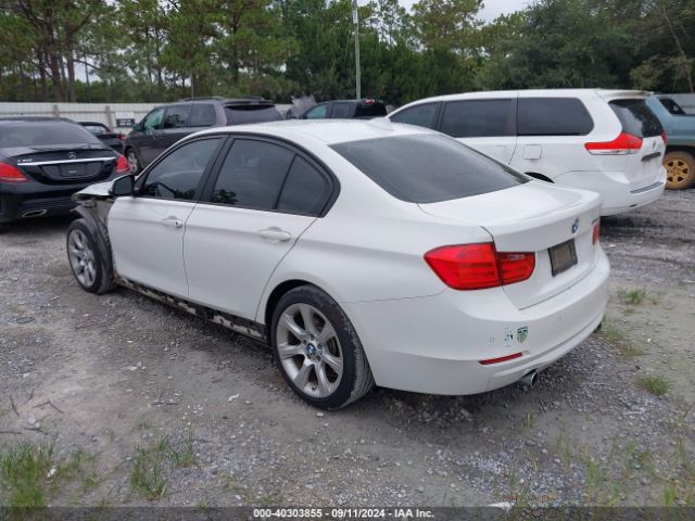 WBA3A9C55EF479605 BMW 335i