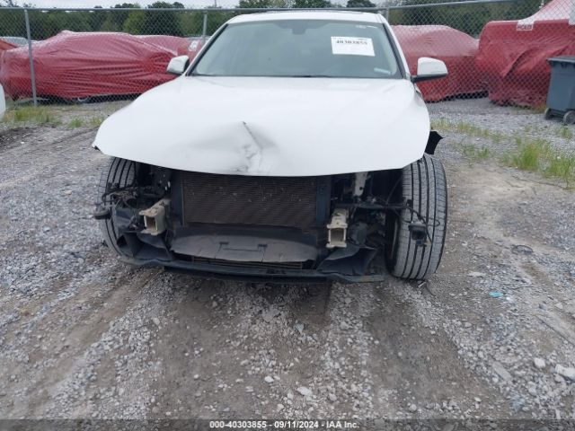 WBA3A9C55EF479605 BMW 335i