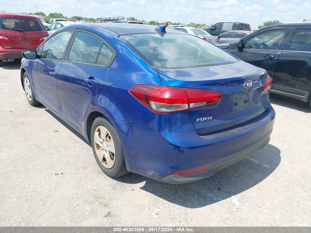 KIA FORTE LX 2018 3KPFL4A75JE179097 Image 3