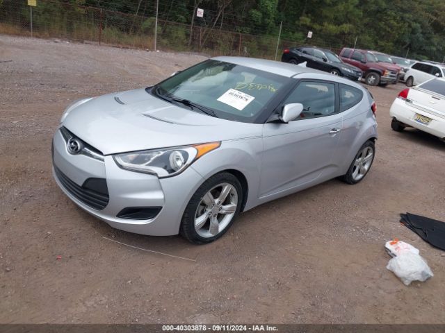 KMHTC6AD3EU204411 Hyundai Veloster Base W/black
