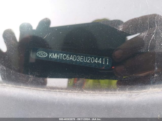 KMHTC6AD3EU204411 Hyundai Veloster Base W/black