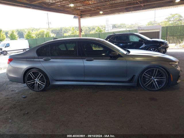 WBA7F0C34HGM22260 BMW 750i
