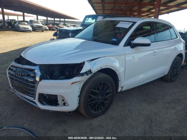 WA1ANAFY8J2133050 Audi Q5 2.0t Premium/2.0t Tech Premium