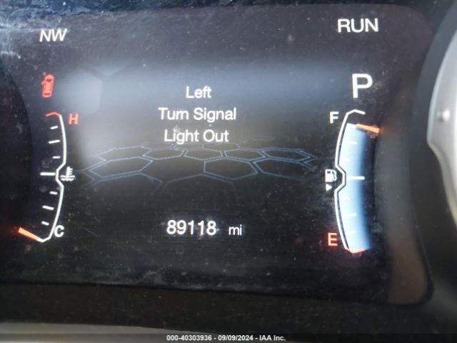3C4NJCBB7JT502317 Jeep Compass Latitude Fwd
