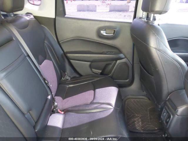 3C4NJCBB7JT502317 Jeep Compass Latitude Fwd