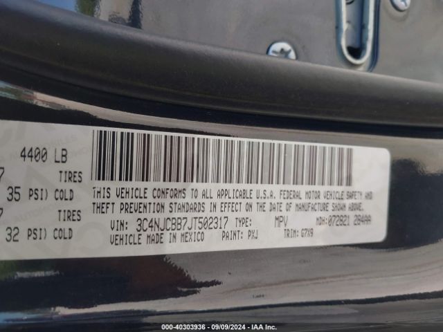 3C4NJCBB7JT502317 Jeep Compass Latitude Fwd