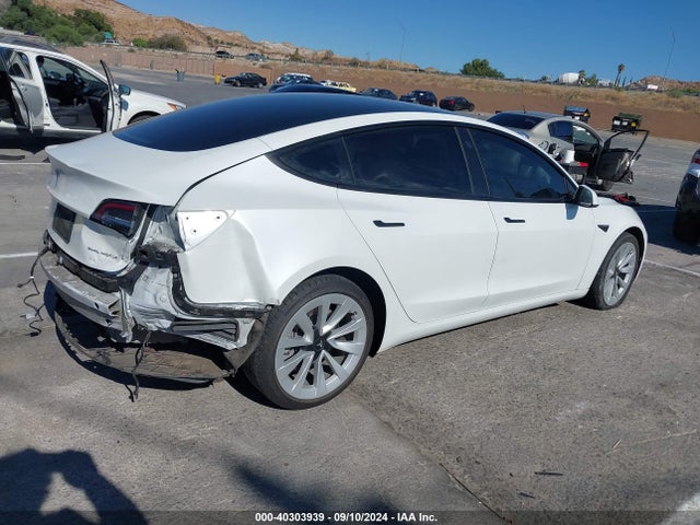 2022 TESLA MODEL 3 5YJ3E1EBXNF299634 Photo 3
