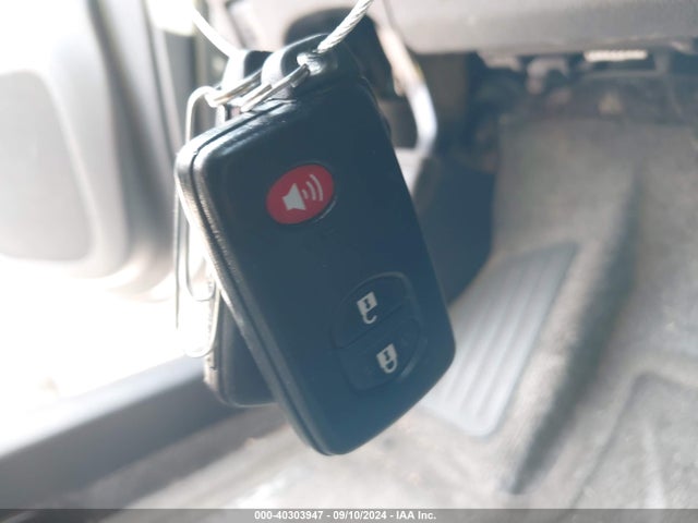 Toyota Prius Two 2015 JTDKN3DU0F0417510 Image 11