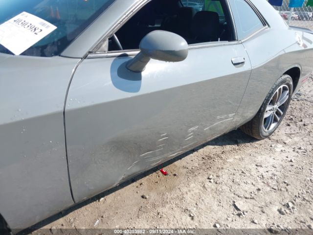 2C3CDZGG3KH526165 Dodge Challenger Sxt Awd