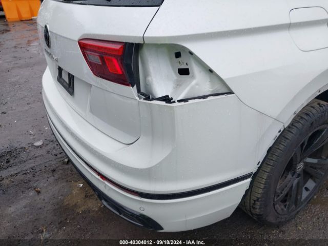 3VVCB7AX8PM117166 Volkswagen Tiguan 2.0t Se R-line Black