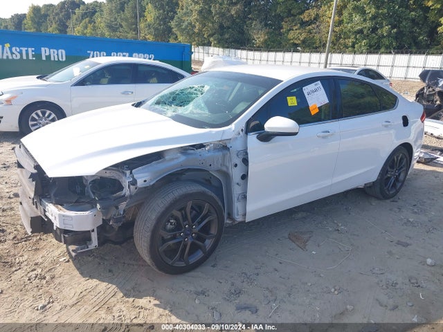 Ford FUSION SE 2018 3FA6P0HD8JR200290 Image 2