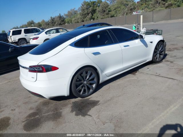 5YJSA1E24HF228747 Tesla Model S 100d/60d/75d/90d/p100d