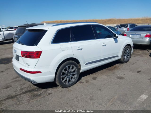 WA1LAAF75HD006945 Audi Q7 3.0t Premium
