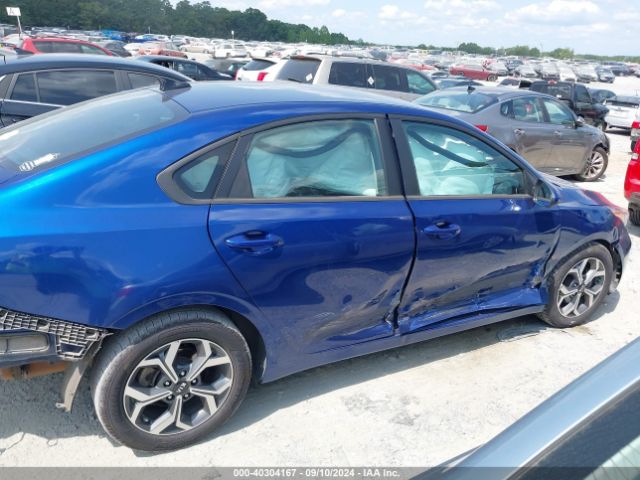 3KPF24AD5ME291444 KIA Forte Lxs