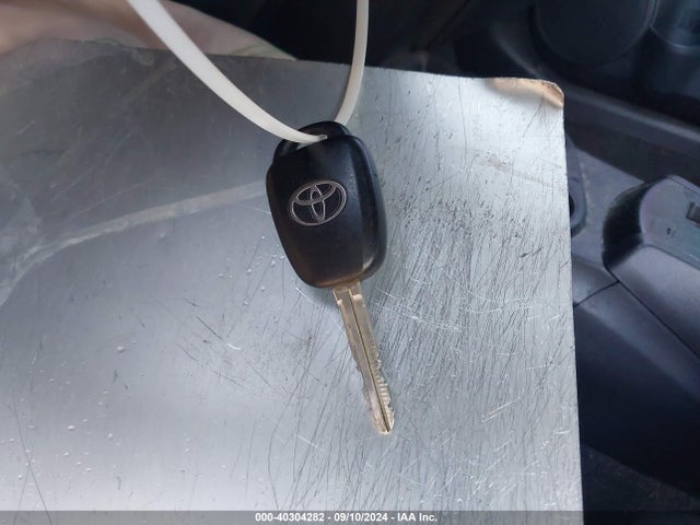 JTDKDTB34H1593633 Toyota Prius C One