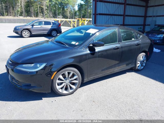 1C3CCCDG8FN664818 Chrysler 200 S