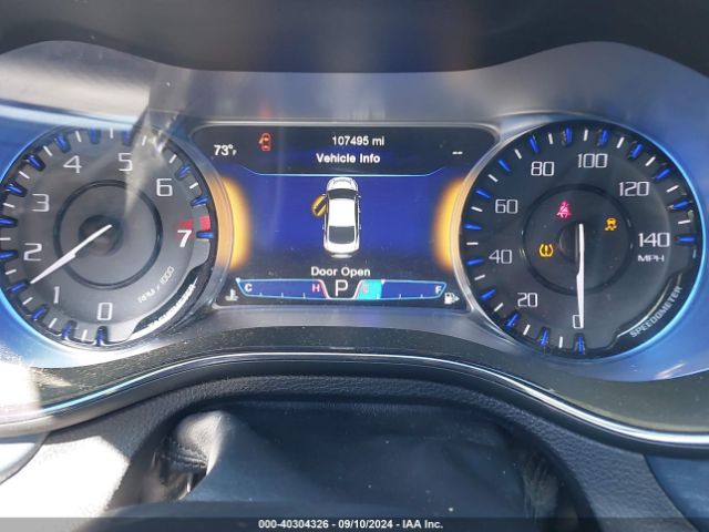 1C3CCCDG8FN664818 Chrysler 200 S