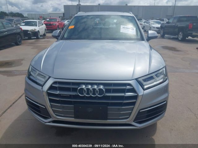 WA1BNAFY3J2211481 Audi Q5 2.0t Premium/2.0t Tech Premium