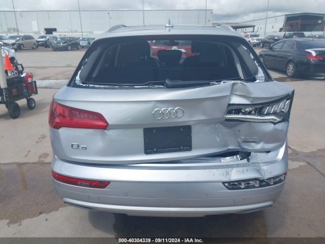 WA1BNAFY3J2211481 Audi Q5 2.0t Premium/2.0t Tech Premium