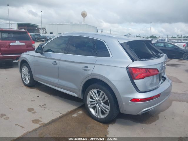 WA1BNAFY3J2211481 Audi Q5 2.0t Premium/2.0t Tech Premium