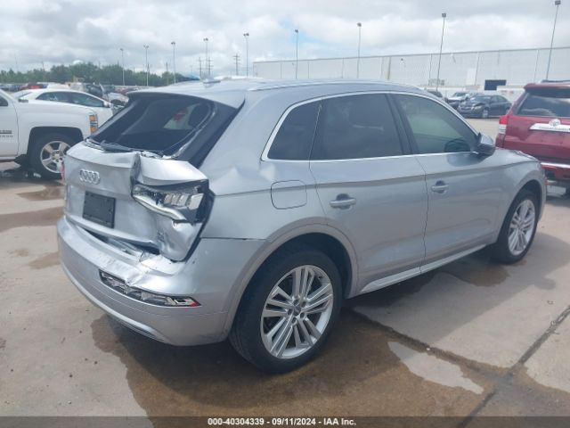 WA1BNAFY3J2211481 Audi Q5 2.0t Premium/2.0t Tech Premium