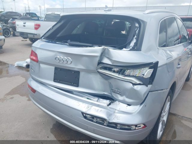 WA1BNAFY3J2211481 Audi Q5 2.0t Premium/2.0t Tech Premium