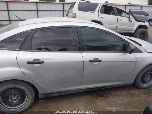 1FADP3E28JL297467 Ford FOCUS S