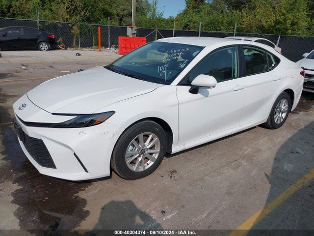 Toyota CAMRY LE 2025 4T1DAACK3SU514983 Image 2