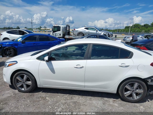 KIA FORTE LX 2018 3KPFL4A70JE257883 Image 15