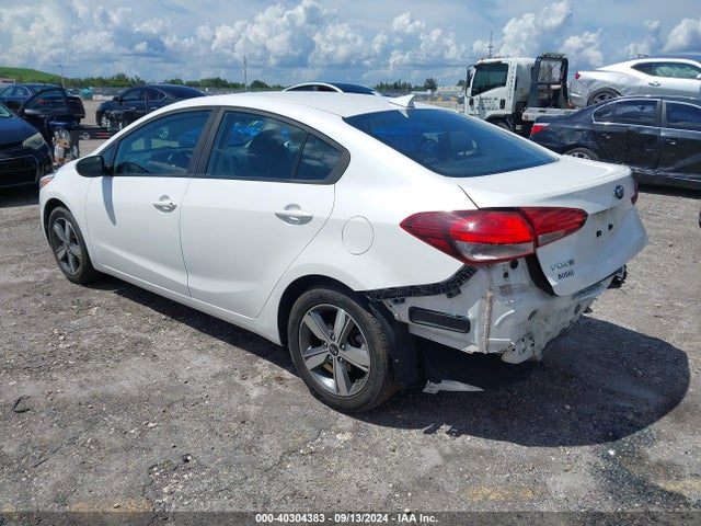 KIA FORTE LX 2018 3KPFL4A70JE257883 Image 3