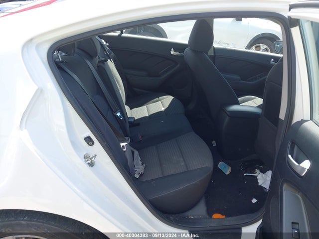 KIA FORTE LX 2018 3KPFL4A70JE257883 Image 8