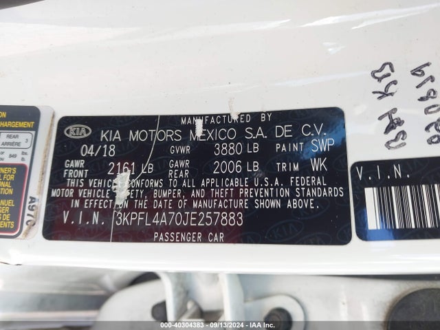 KIA FORTE LX 2018 3KPFL4A70JE257883 Image 9