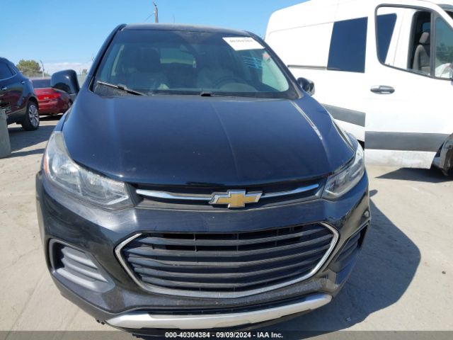 3GNCJKSB5JL207130 Chevrolet TRAX LS
