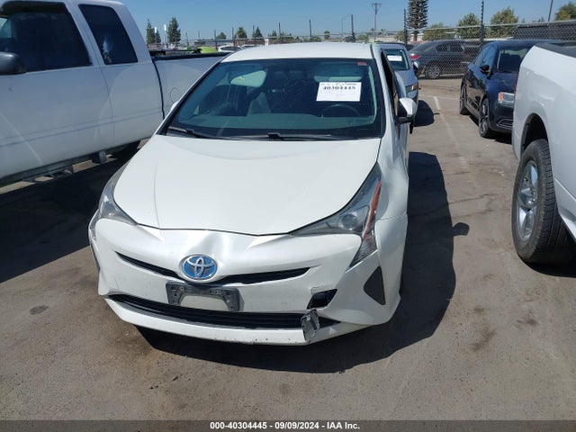 Toyota Prius Two 2016 JTDKBRFU6G3008307 Image 12