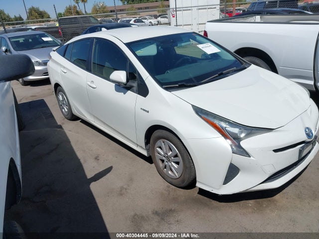 Toyota Prius Two 2016 JTDKBRFU6G3008307 Image 13