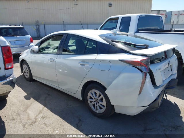 Toyota Prius Two 2016 JTDKBRFU6G3008307 Image 14