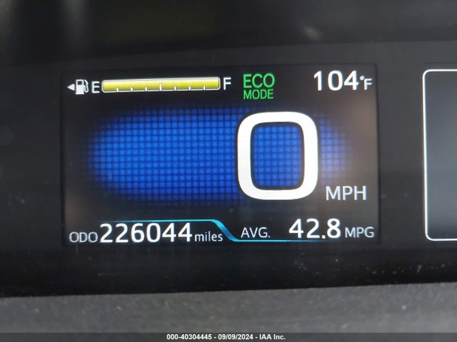 Toyota Prius Two 2016 JTDKBRFU6G3008307 Image 15
